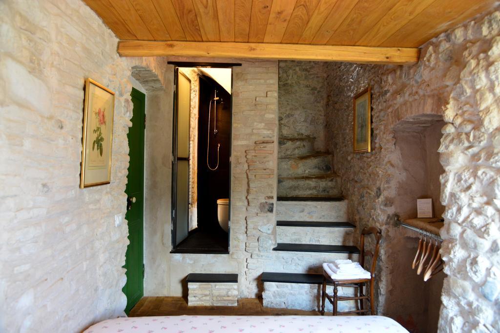 La Terrazza Di Vico Olivi B&B Ventimiglia Phòng bức ảnh